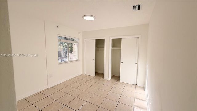 2540 NE 181st Street 2542, North Miami Beach, FL 33160