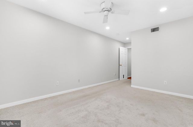 2004 EASTERN AVE, Baltimore, MD 21231