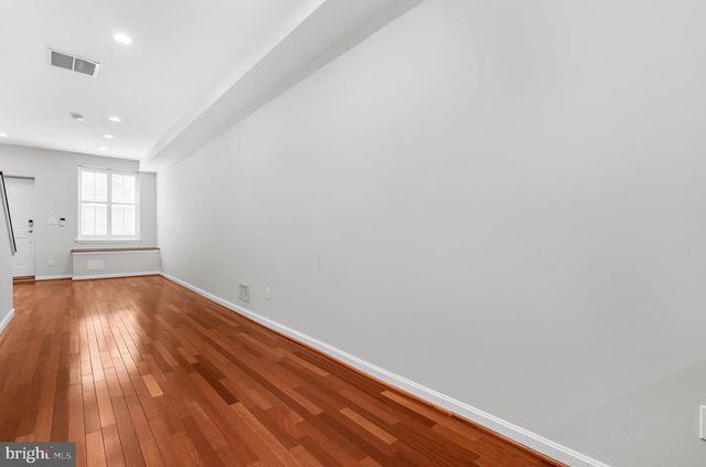 2004 EASTERN AVE, Baltimore, MD 21231