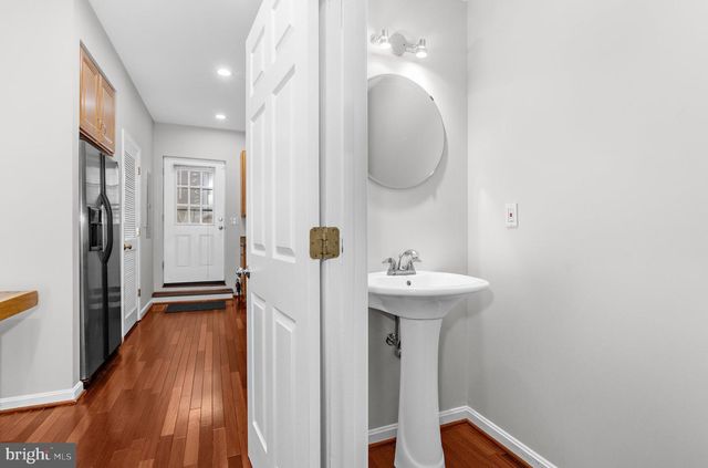 2004 EASTERN AVE, Baltimore, MD 21231