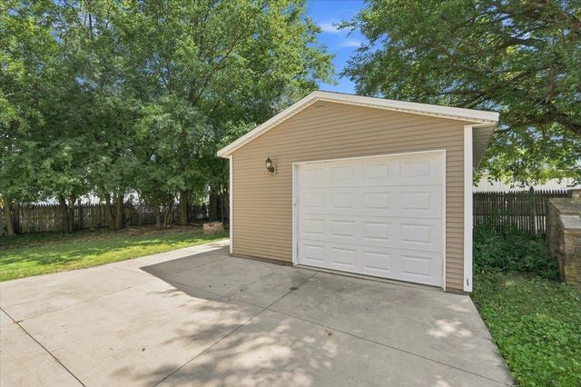 1713 Northfield Place, Madison, WI 53704