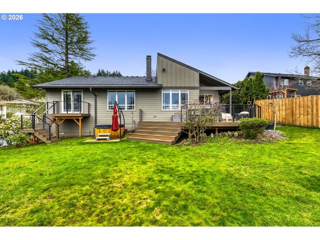 1175 Sw CHASTAIN Dr, Gresham, OR 97080