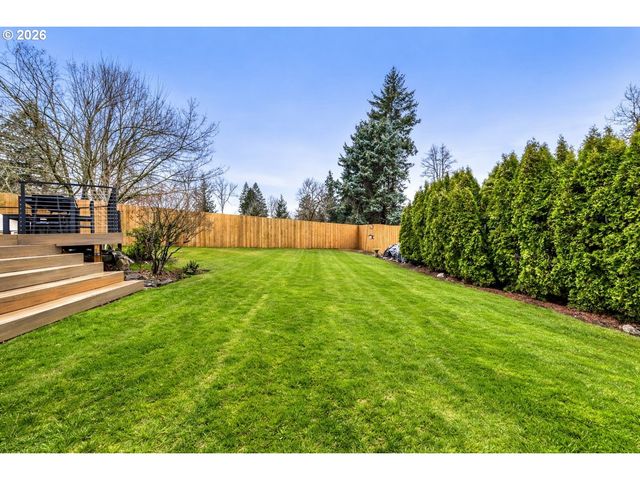 1175 Sw CHASTAIN Dr, Gresham, OR 97080