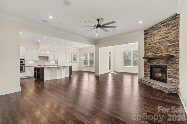 12722 Rusty Blackbird Way, Charlotte, NC 28278