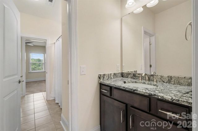 12722 Rusty Blackbird Way, Charlotte, NC 28278