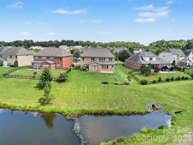 12722 Rusty Blackbird Way, Charlotte, NC 28278