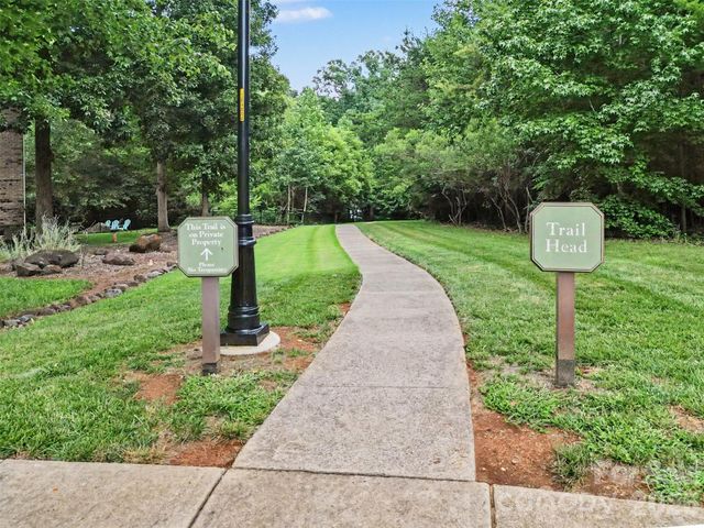 12722 Rusty Blackbird Way, Charlotte, NC 28278