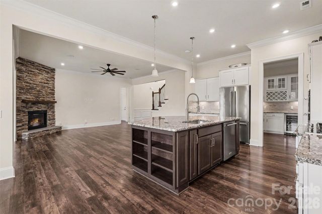 12722 Rusty Blackbird Way, Charlotte, NC 28278