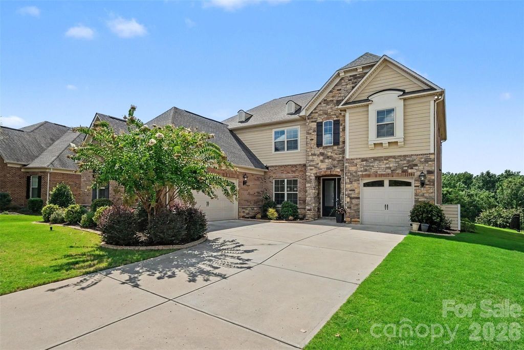 12722 Rusty Blackbird Way, Charlotte, NC 28278
