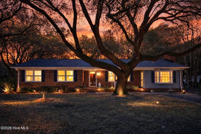 110 Live Oak Drive, Leland, NC 28451