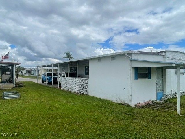 75 Hacienda BLVD, Fort Myers, FL 33905