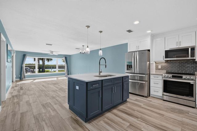 1136 HARBOUR POINT DRIVE, Port Orange, FL 32127