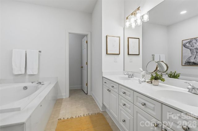 9155 Providence Colony Drive, Charlotte, NC 28277