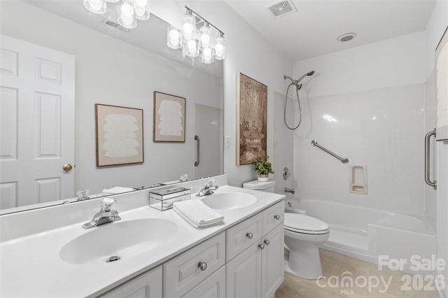 9155 Providence Colony Drive, Charlotte, NC 28277