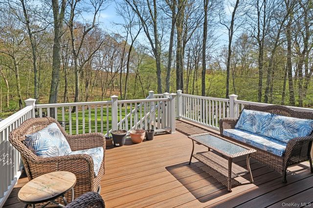 13 Chestnut Street, Hopewell Junction, NY 12533