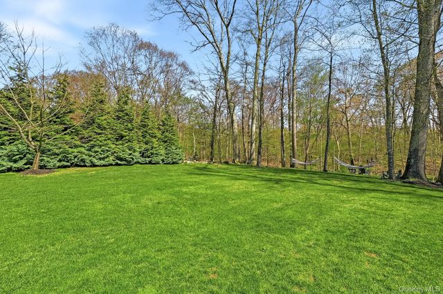 13 Chestnut Street, Hopewell Junction, NY 12533