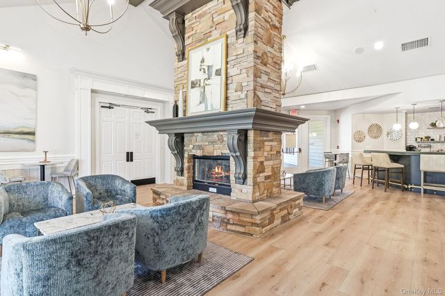 13 Chestnut Street, Hopewell Junction, NY 12533