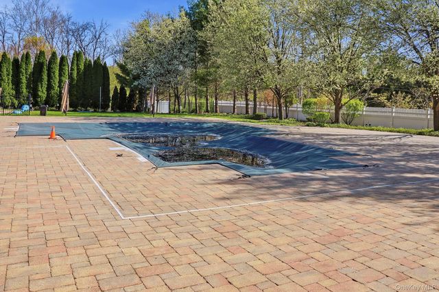 13 Chestnut Street, Hopewell Junction, NY 12533