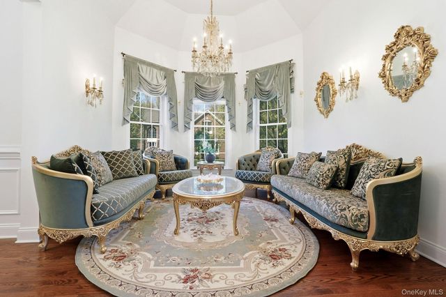 13 Chestnut Street, Hopewell Junction, NY 12533