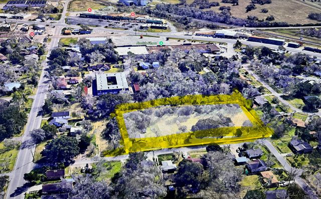 416 N Tinsley St Street, Angleton, TX 77515