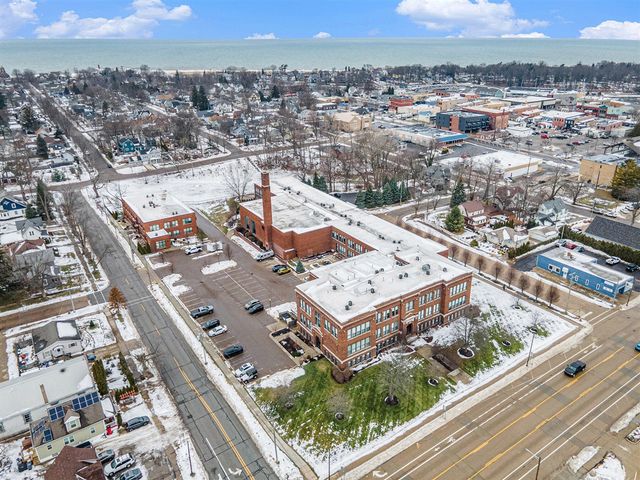 500 Erie Street 213, South Haven, MI 49090