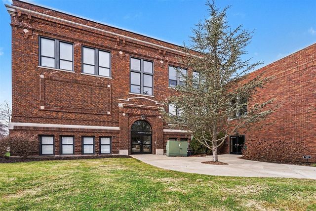 500 Erie Street 213, South Haven, MI 49090