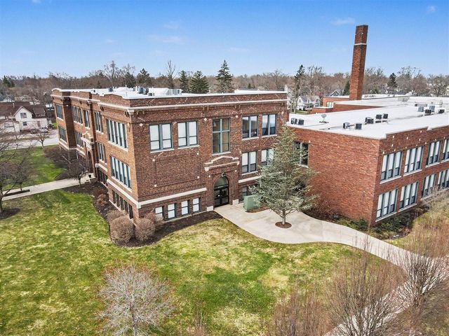 500 Erie Street 213, South Haven, MI 49090