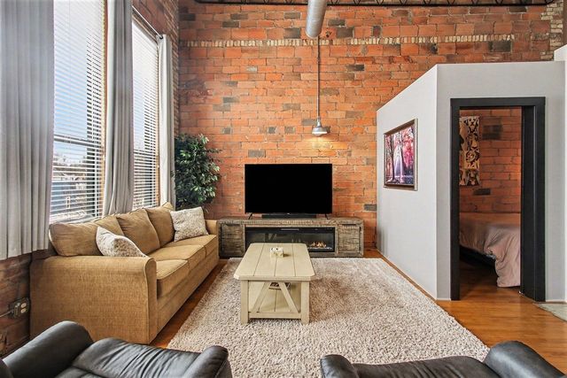 500 Erie Street 213, South Haven, MI 49090