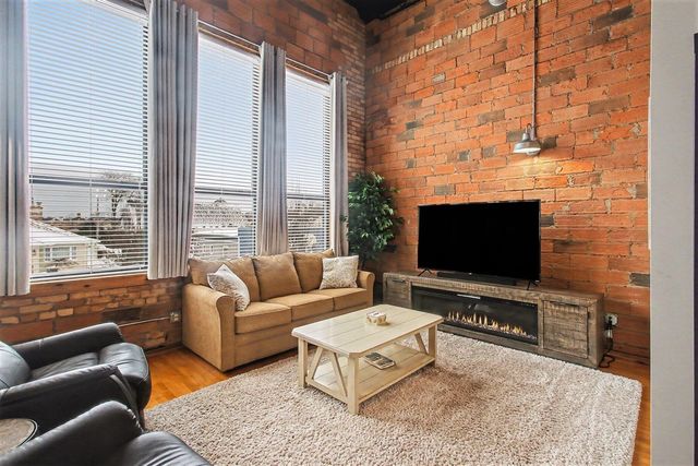 500 Erie Street 213, South Haven, MI 49090