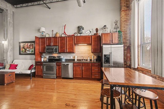 500 Erie Street 213, South Haven, MI 49090