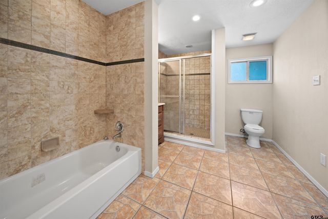 230 County Road 2302, Mineola, TX 75773
