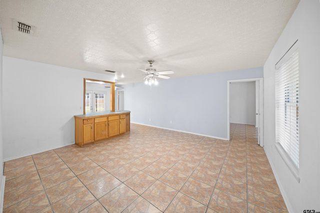 230 County Road 2302, Mineola, TX 75773