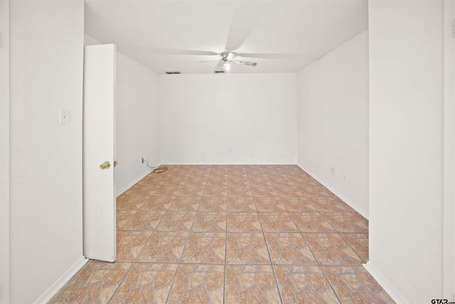 230 County Road 2302, Mineola, TX 75773