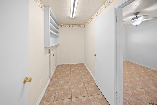 230 County Road 2302, Mineola, TX 75773