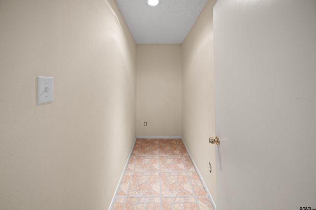 230 County Road 2302, Mineola, TX 75773