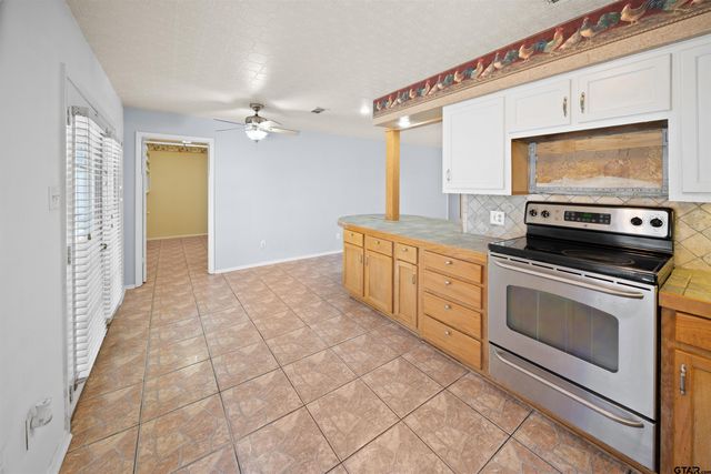 230 County Road 2302, Mineola, TX 75773