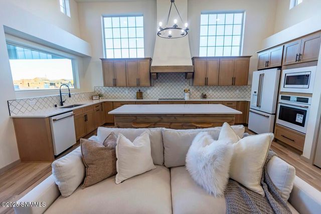 6733 Malibu Avenue, Las Cruces, NM 88012