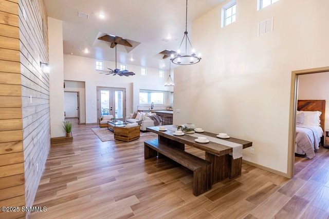 6733 Malibu Avenue, Las Cruces, NM 88012