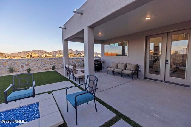 6733 Malibu Avenue, Las Cruces, NM 88012