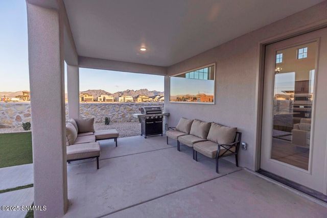 6733 Malibu Avenue, Las Cruces, NM 88012