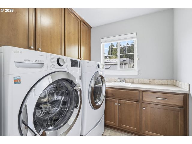 17172 Nw CROSSHAVEN St, Portland, OR 97229