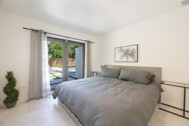 3000 NE 21st Terrace NE, Fort Lauderdale, FL 33306