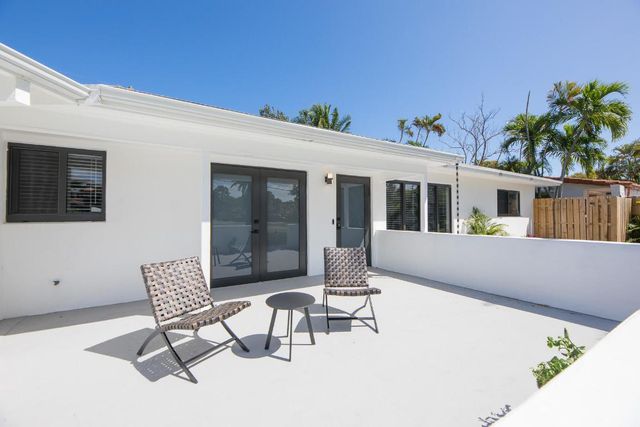 3000 NE 21st Terrace NE, Fort Lauderdale, FL 33306