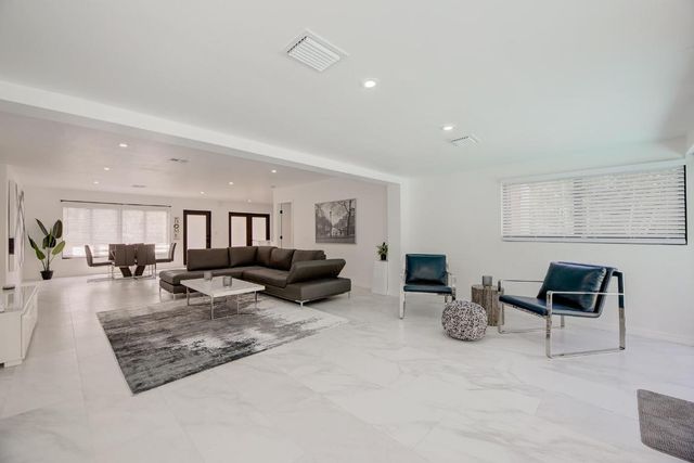 3000 NE 21st Terrace NE, Fort Lauderdale, FL 33306