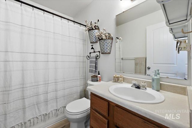 2608 E Beech St, Caldwell, ID 83605