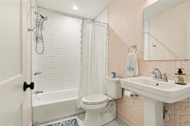 3055 Skyland Drive NE, Atlanta, GA 30341