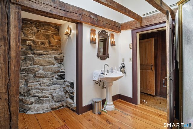 604 Pendleton Hill Road, North Stonington, CT 06359