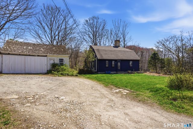 604 Pendleton Hill Road, North Stonington, CT 06359