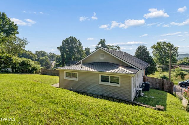 508 Stanley Avenue, Johnson City, TN 37604