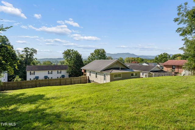 508 Stanley Avenue, Johnson City, TN 37604
